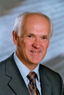Dr. Reichert
