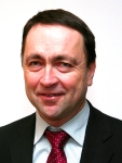 Herr Dr. Karlheinz Hausmann zu umwelt- und umfeldgerechten Kunststoffverpackungen