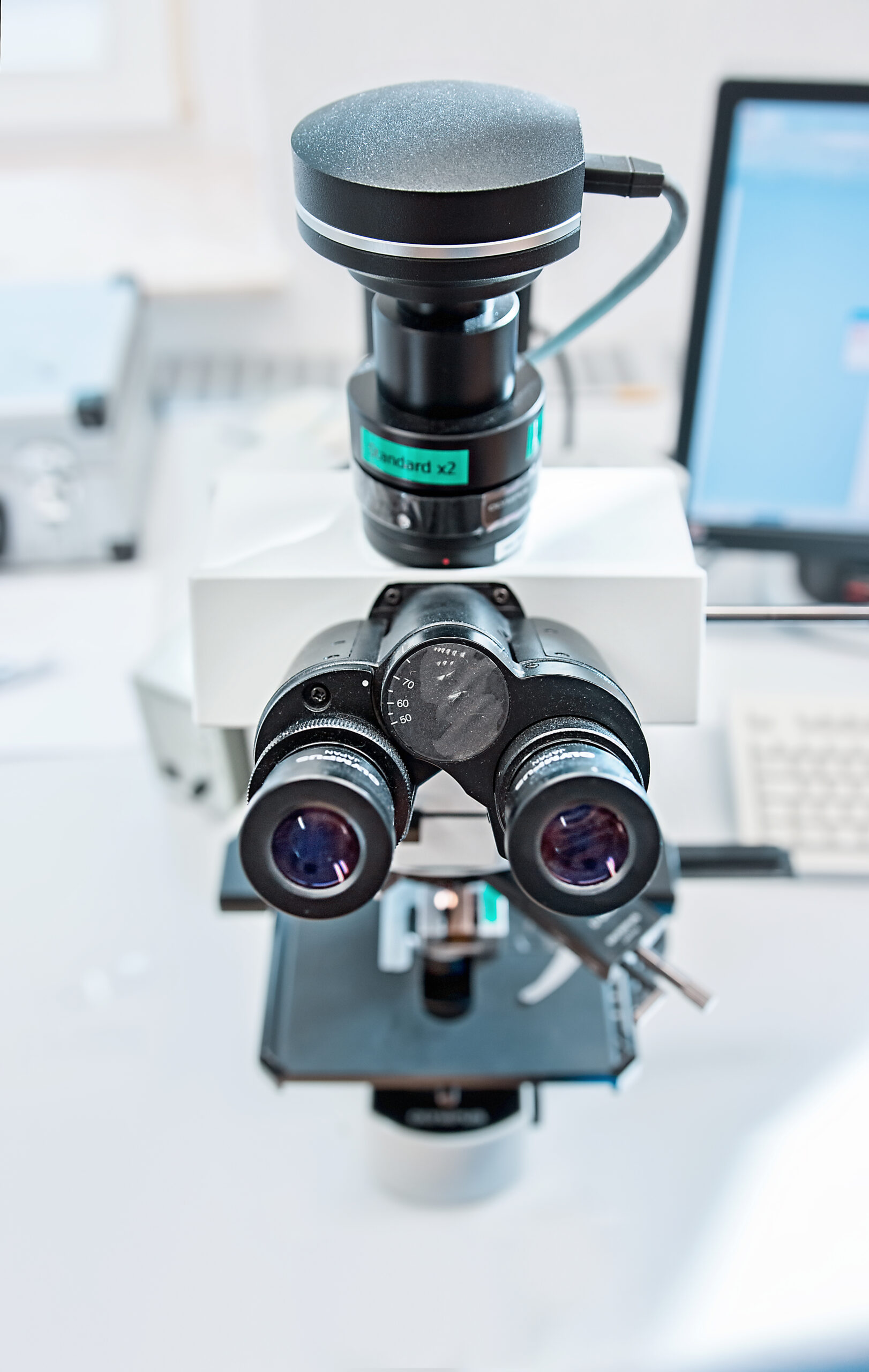 Materialcharakterisierung und Mikroskopie